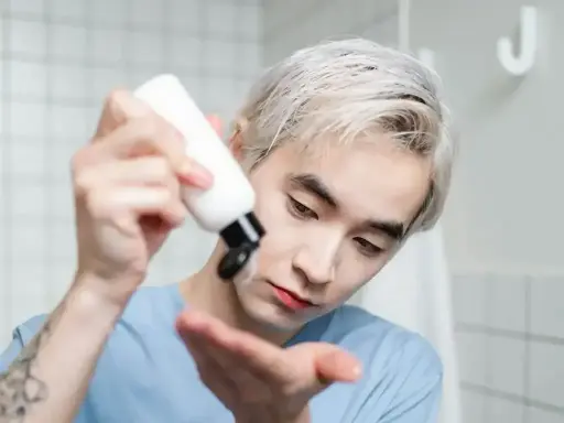 男士控油洗面奶